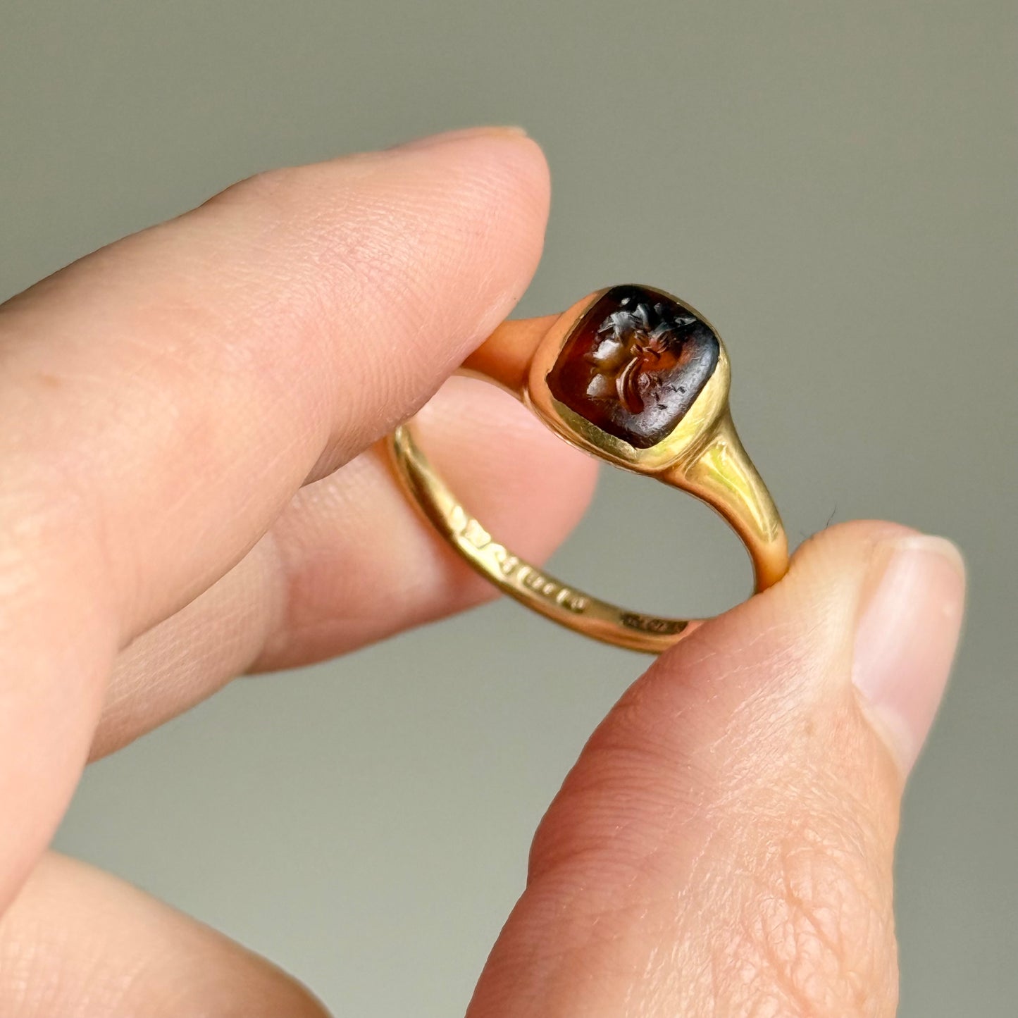 Edwardian 18 Carat Gold Intaglio Ring Depicting the Goddess Diana, Circa 910