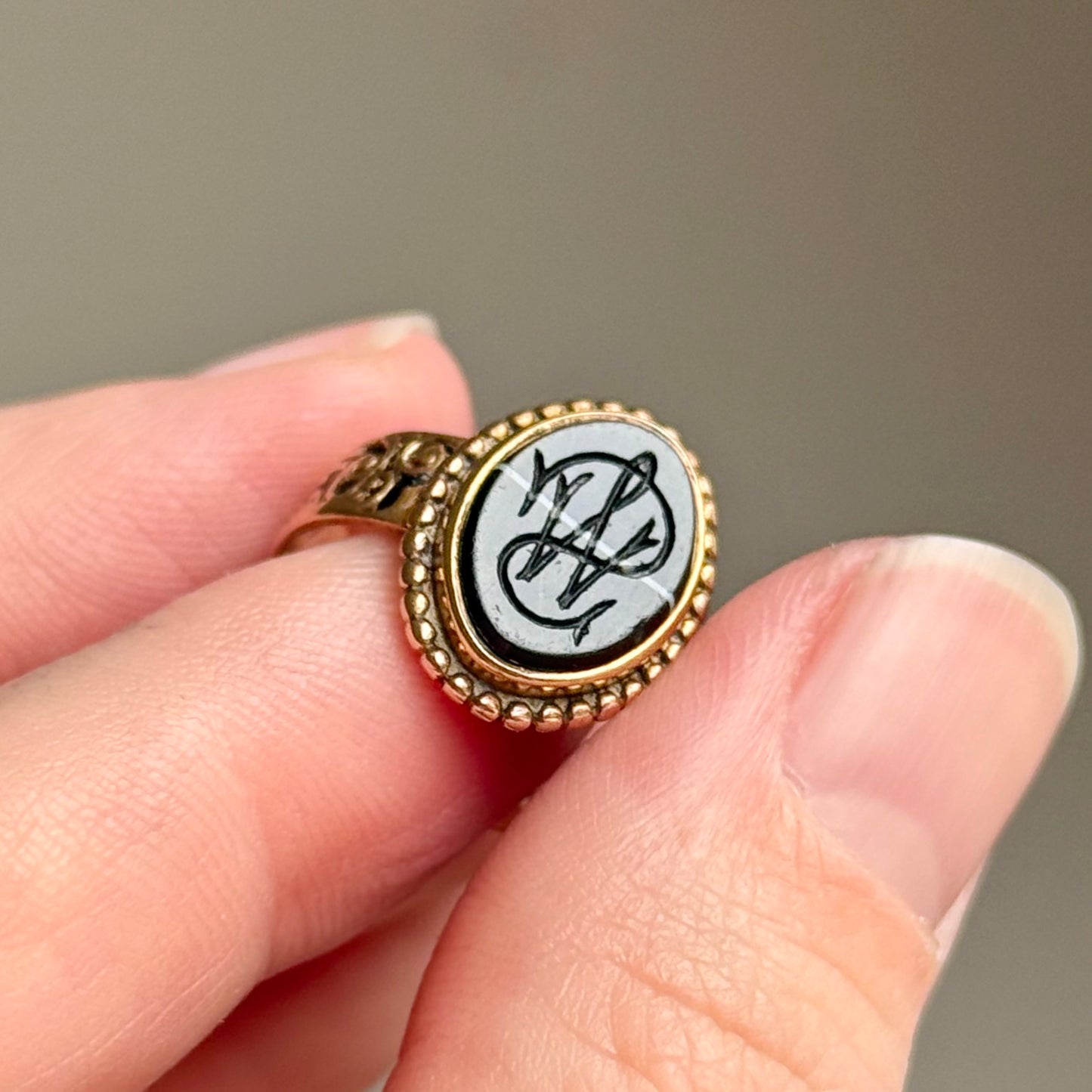 Victorian Intaglio Agate Mourning Ring'; Circa 1867