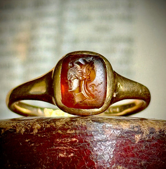 Edwardian 18 Carat Gold Intaglio Ring Depicting the Goddess Diana, Circa 910
