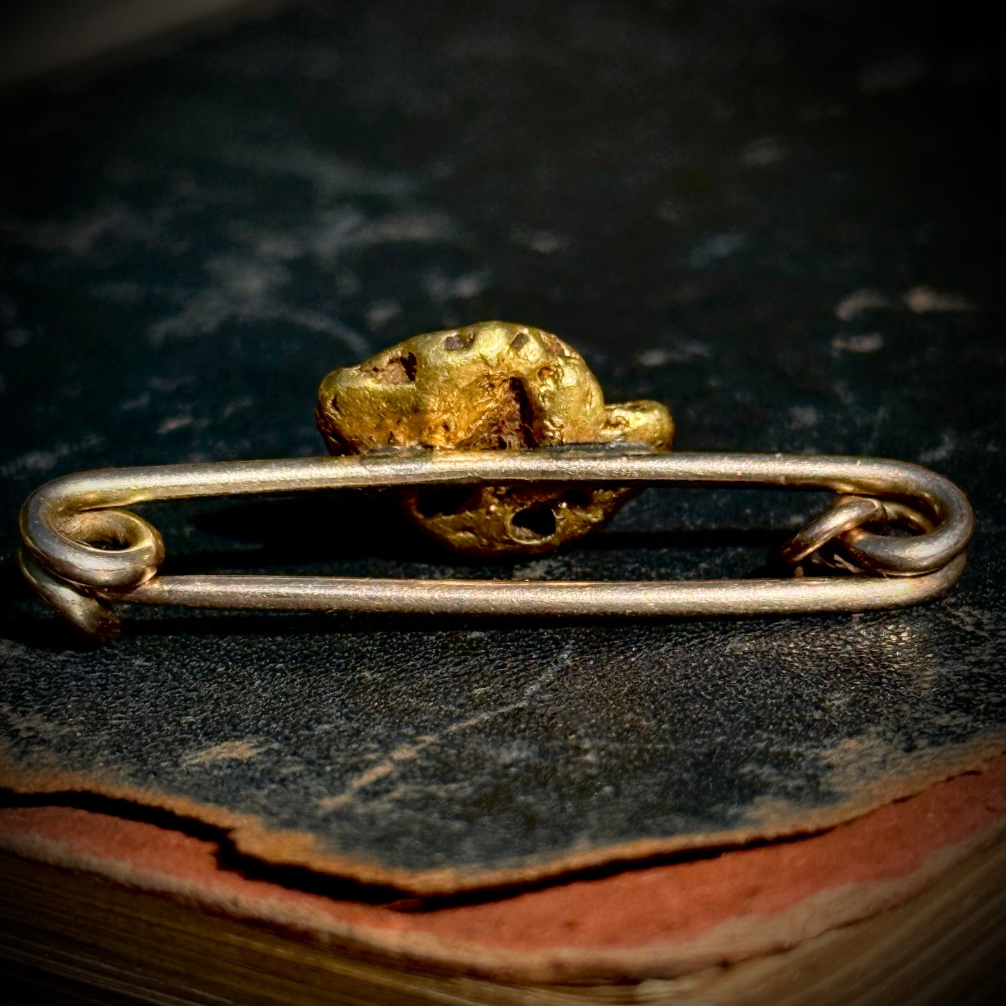 Antique Edwardian Gold Nugget & Diamond Brooch