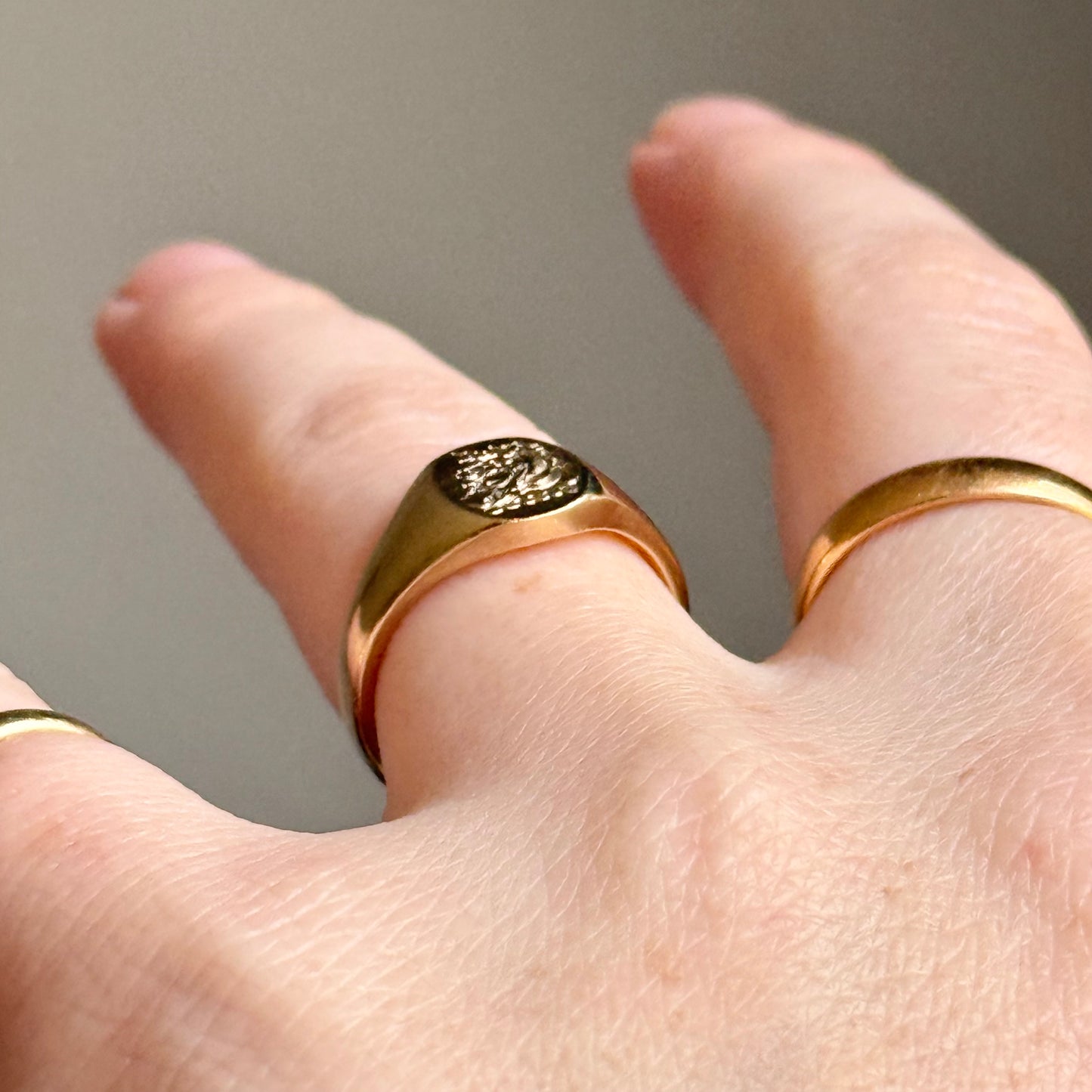 Vintage Unicorn Heraldic Signet Ring in 9 Carat Gold; Circa 1989