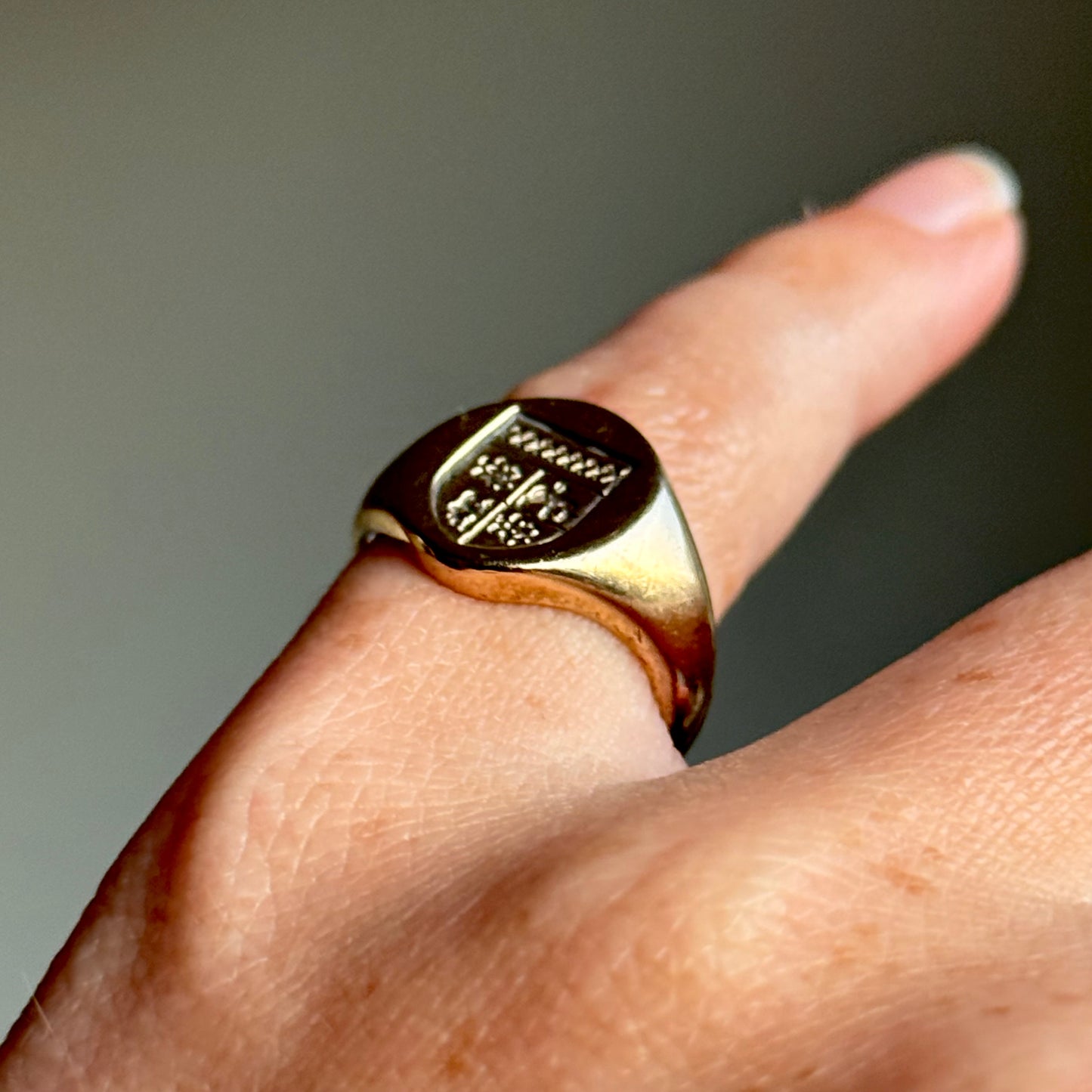 Vintage Chunky Scottish Signet Ring in 9 Carat Gold