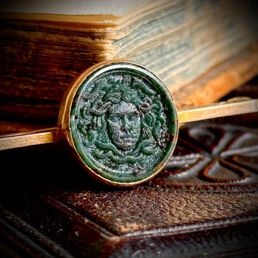 Bloodstone Medusa Bloodstone Bar Brooch in 9 Carat Gold