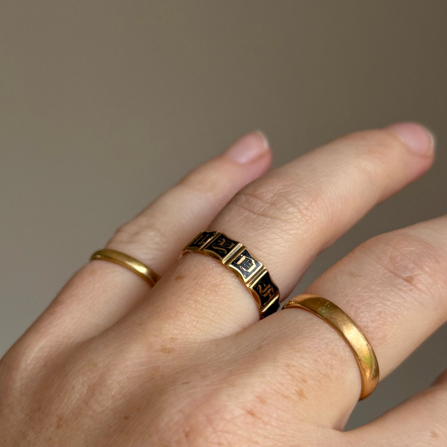 Antique Enamel Mourning Ring in 18 Carat Gold; Circa 1842