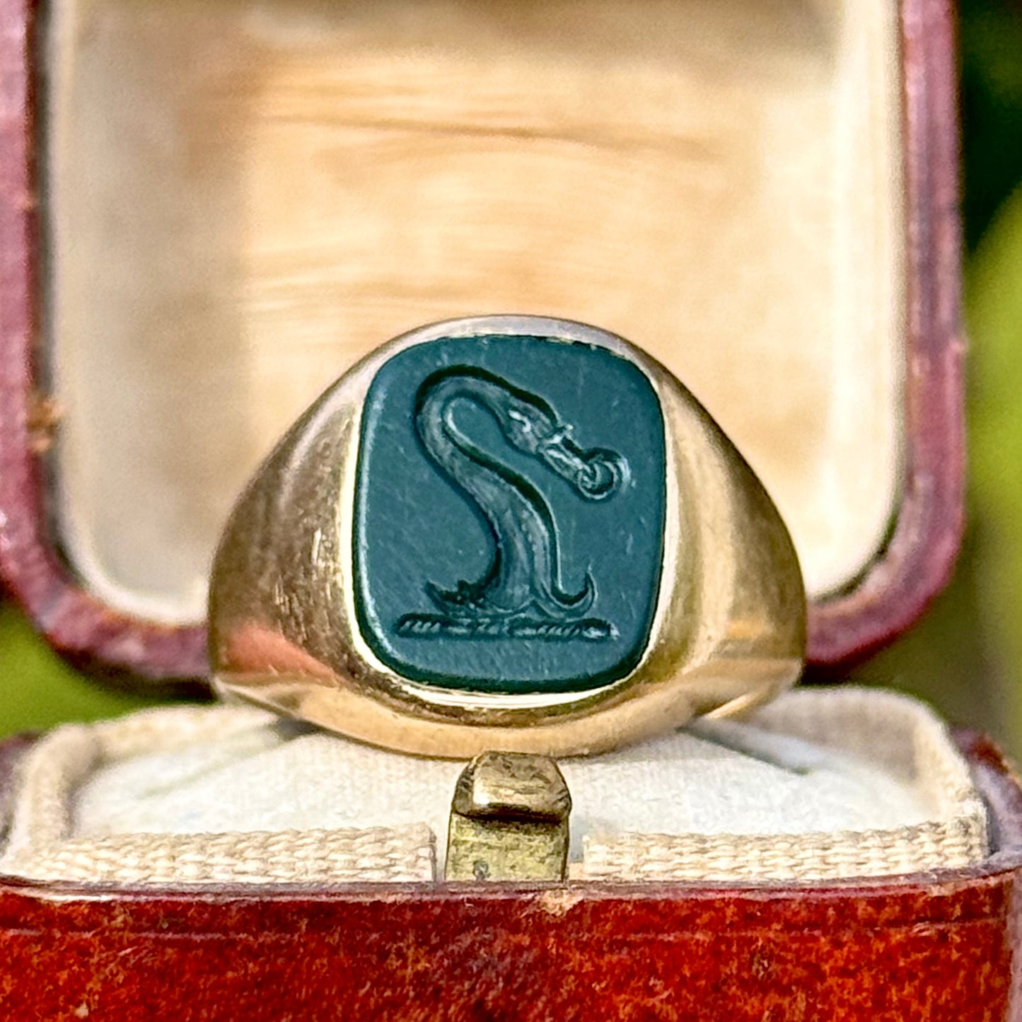 Vintage Swan & Ring Signet Ring in 9 Carat Gold, Circa 1971