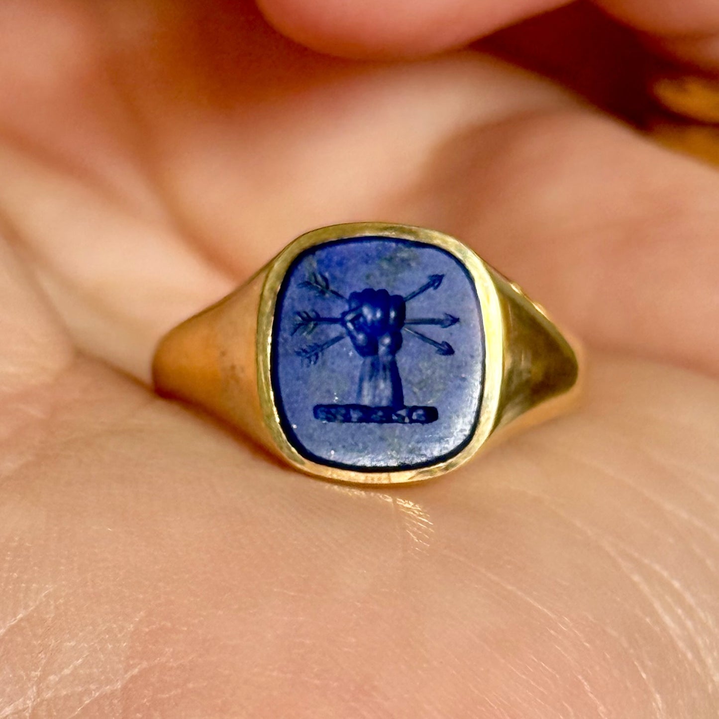 Lapid Lazuli Signet Ring in 18 Carat Gold; Circa 1936