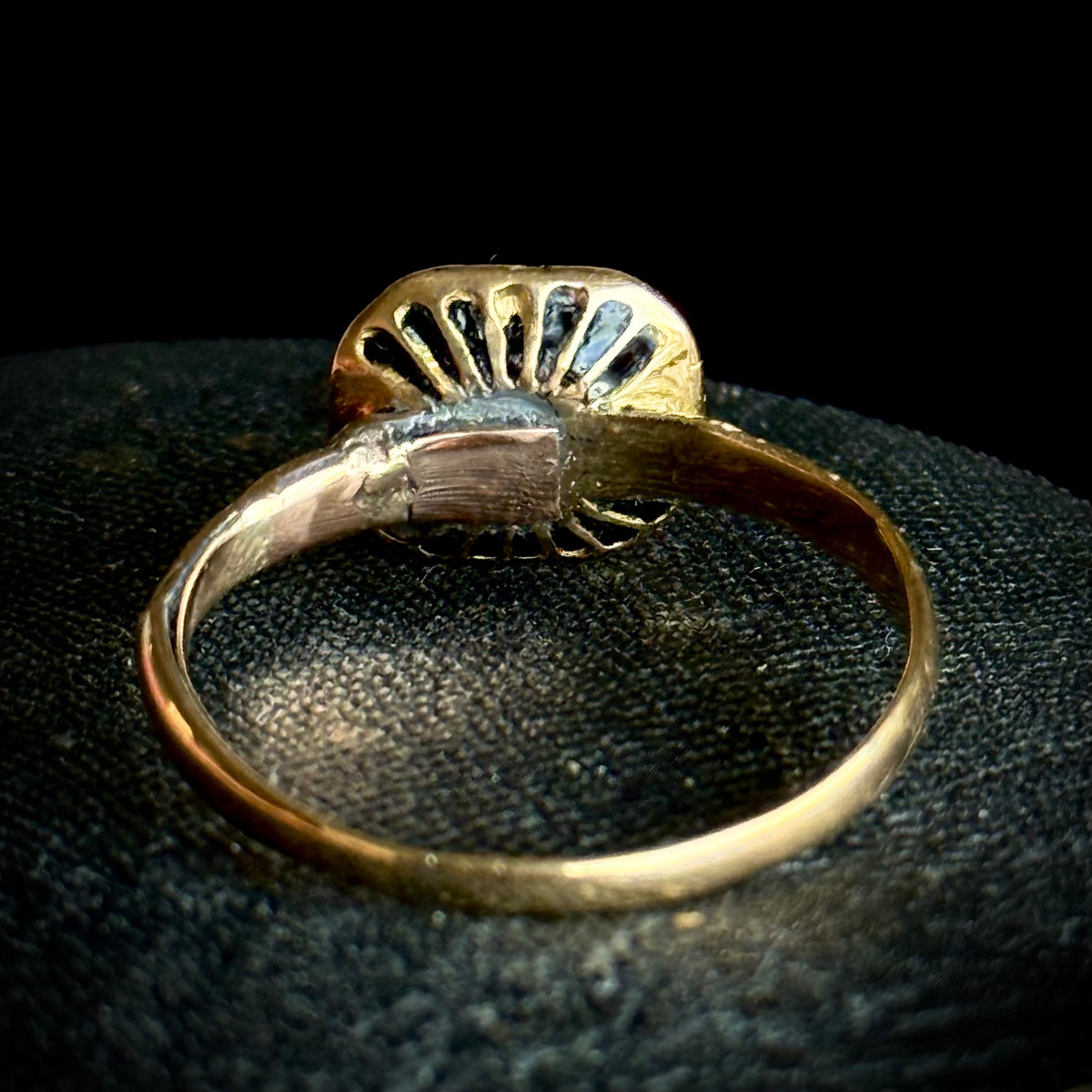 Antique Stuart Crystal & Enamel Ring in 18 Carat Gold; Circa 1690