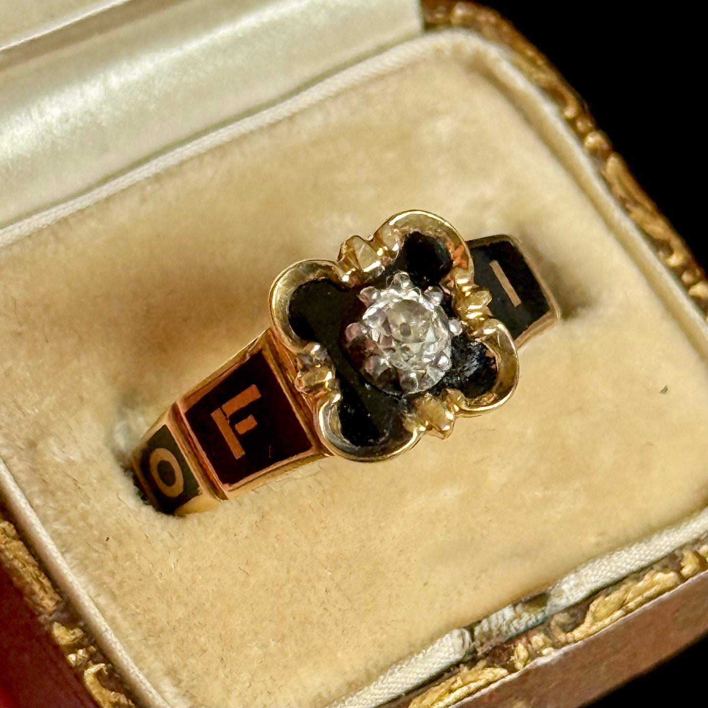 Antique Diamond Mourning Ring in 18 Carat Gol; Circa 1845