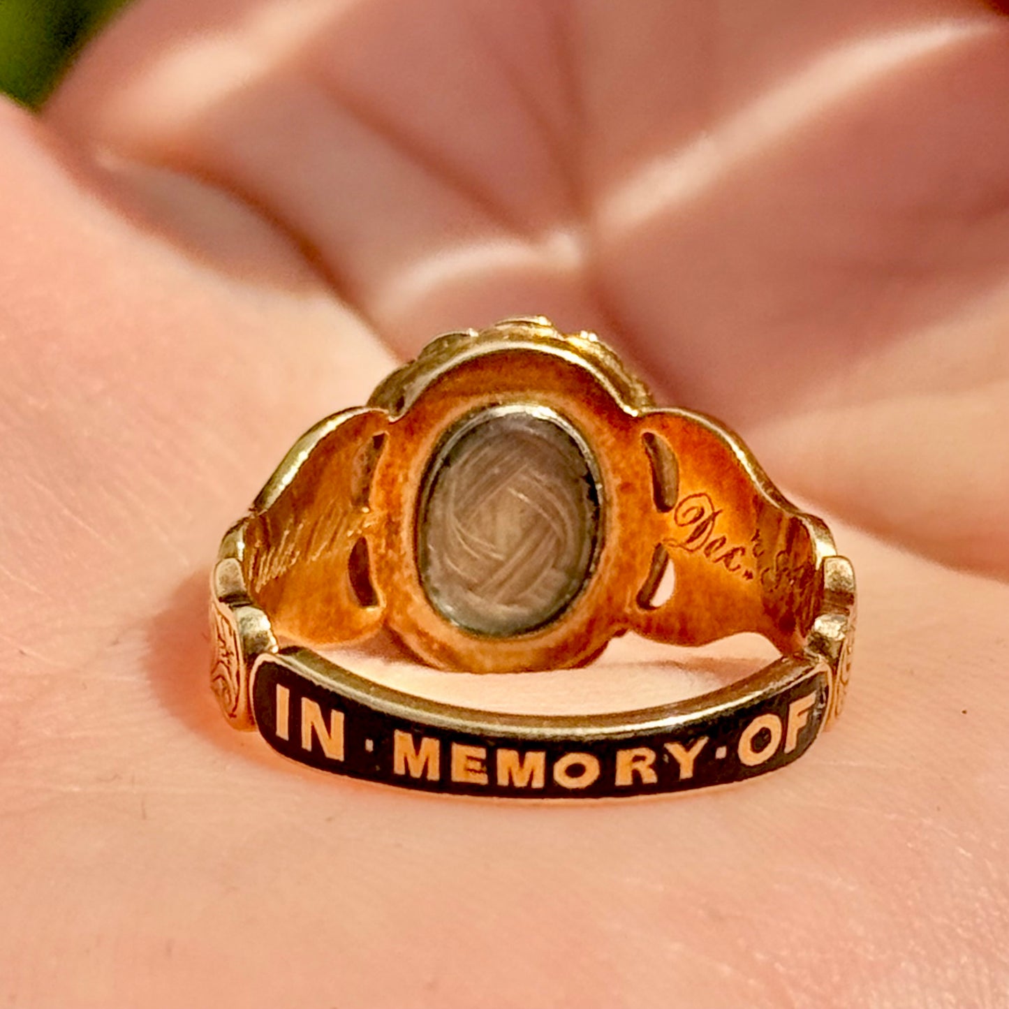 Antique Forget Me Not Mourning Ring in 18 Carat Gold; Circa 1851