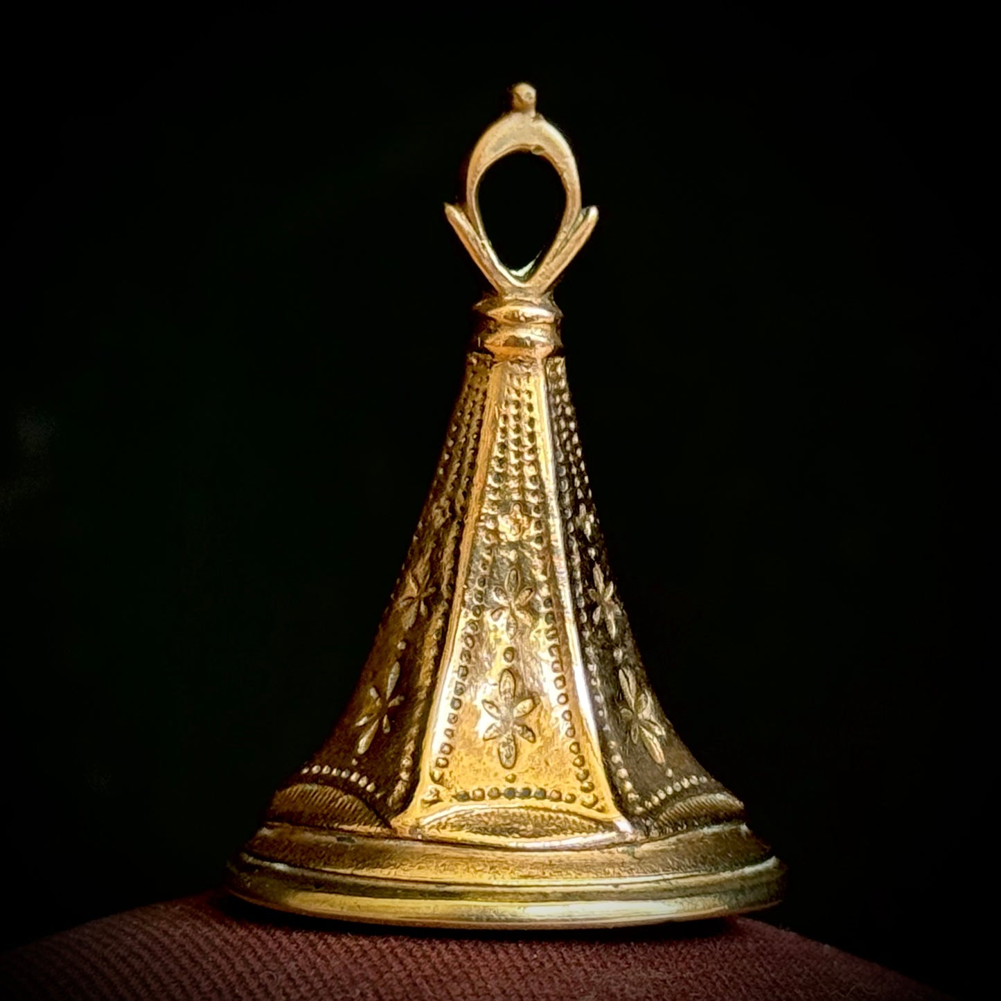 Antique Victorian 'R' Intaglio Fob Pendant