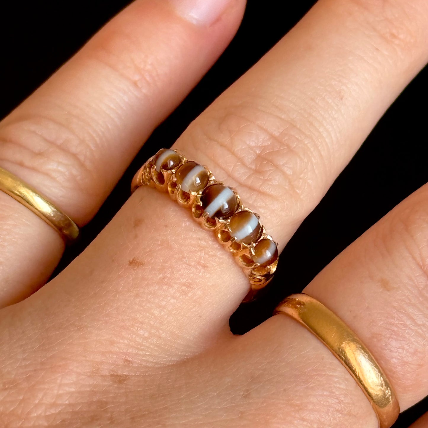 Antique Banded Agate Five Stone Ring in 15 Carat Gold