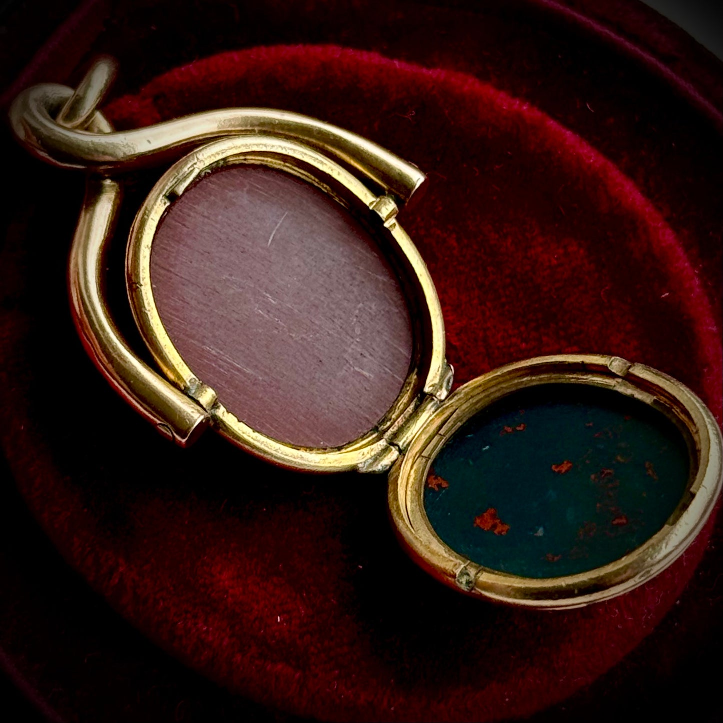Antique Monogram 'B' Agate Locket Swivel Fob