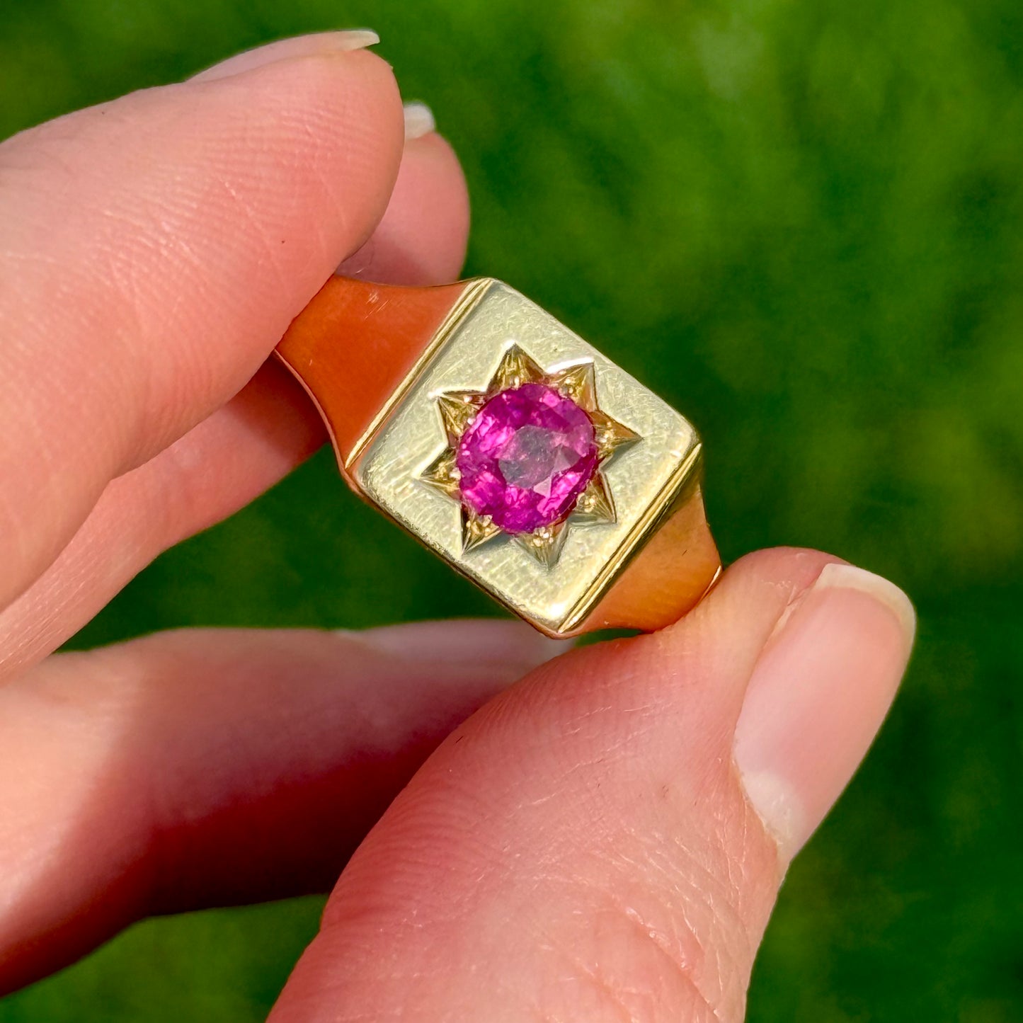 1930's Star Set Ruby Signet Ring in 18 Carat Gold