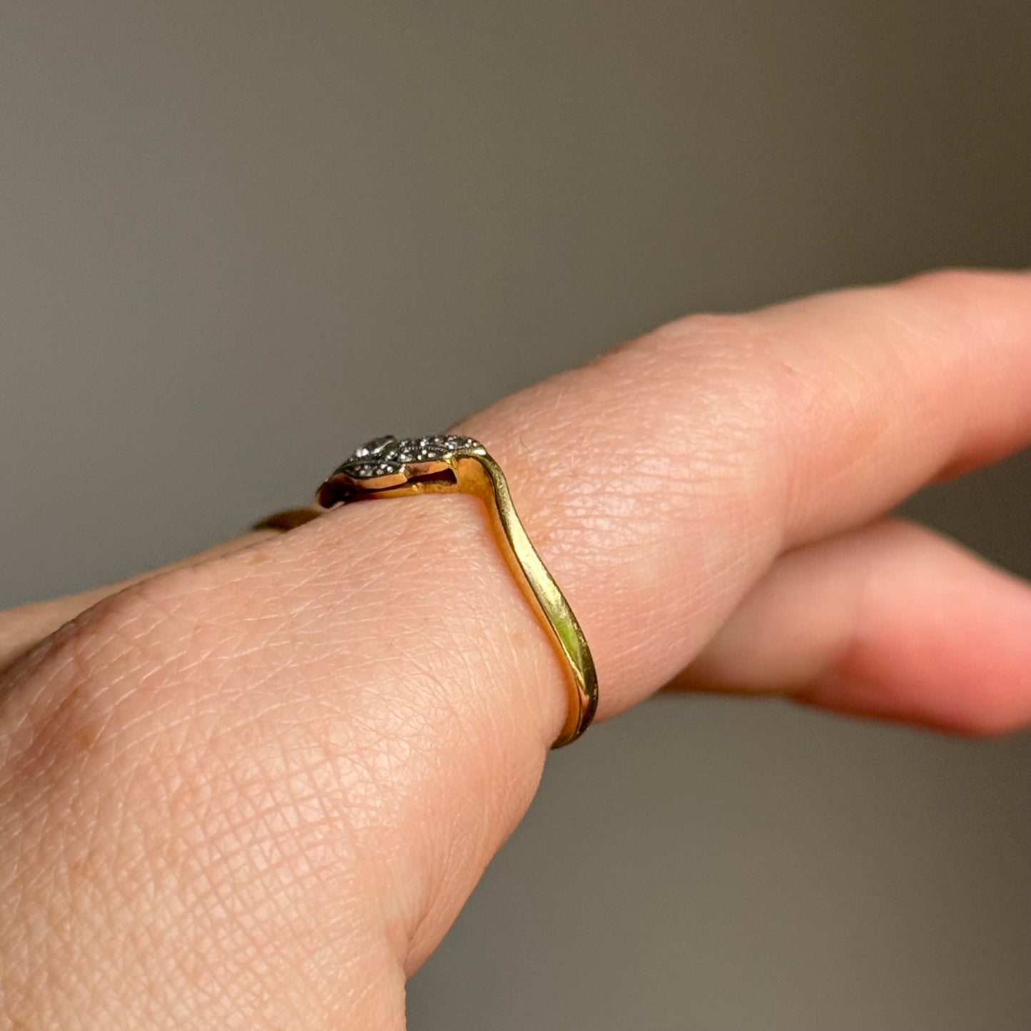 Antique Diamond Winged Ring in 18 Carat Gold; Circa 1900
