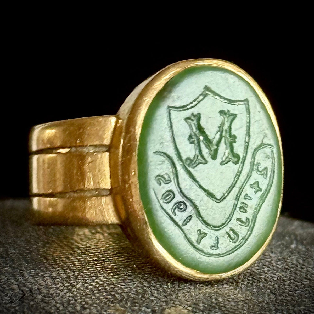 Antique Intaglio Signet Ring 18 Carat gold; Circa 1905