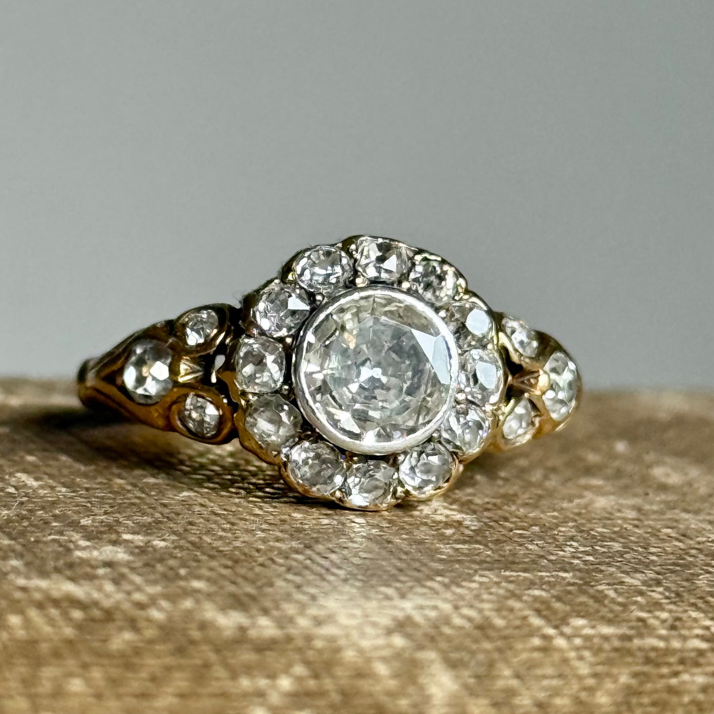 Boxed Vintage Old Cut Diamond Cluster Ring in 18 Carat Gold