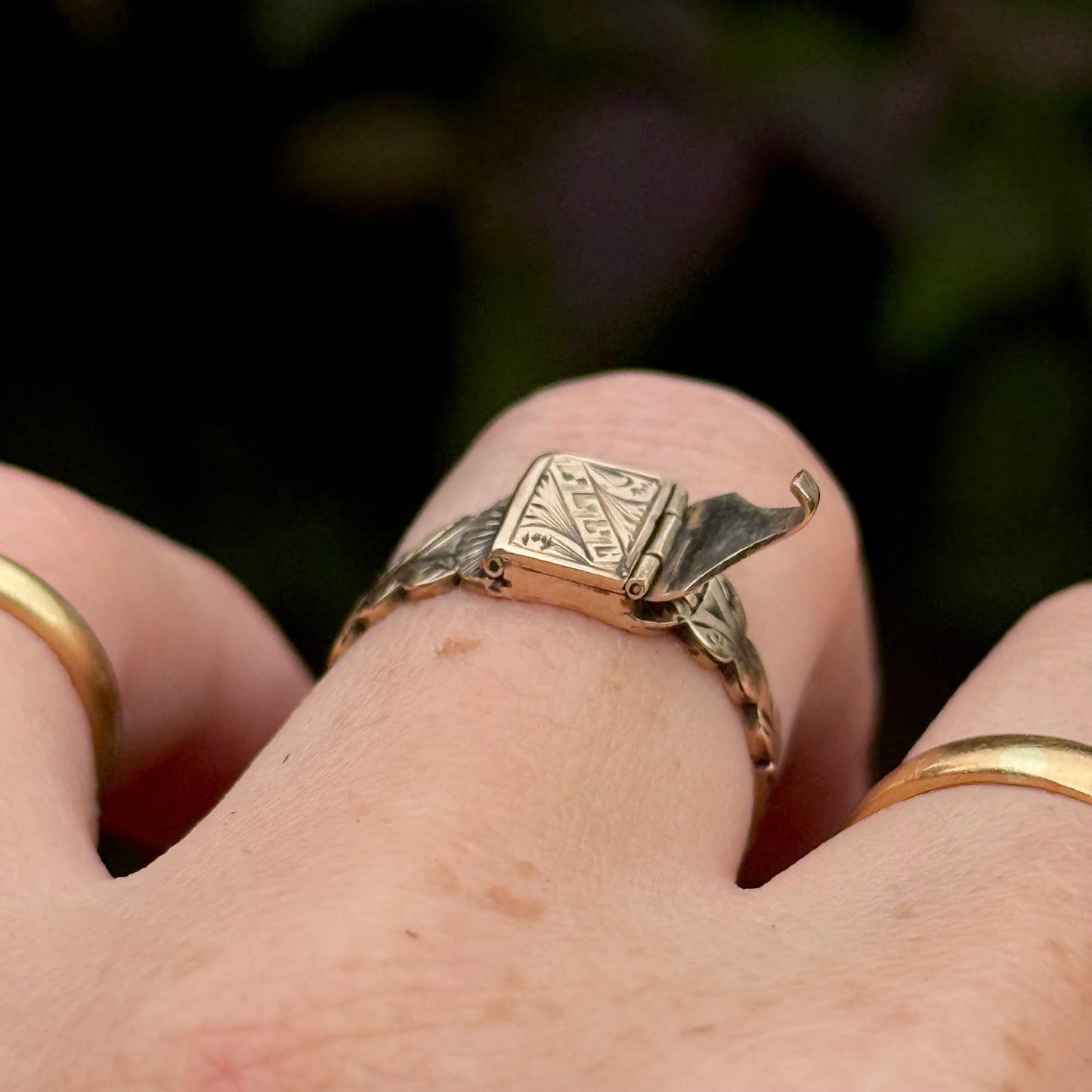 Antique Victorian Book Locket Ring in 9 Carat Gold