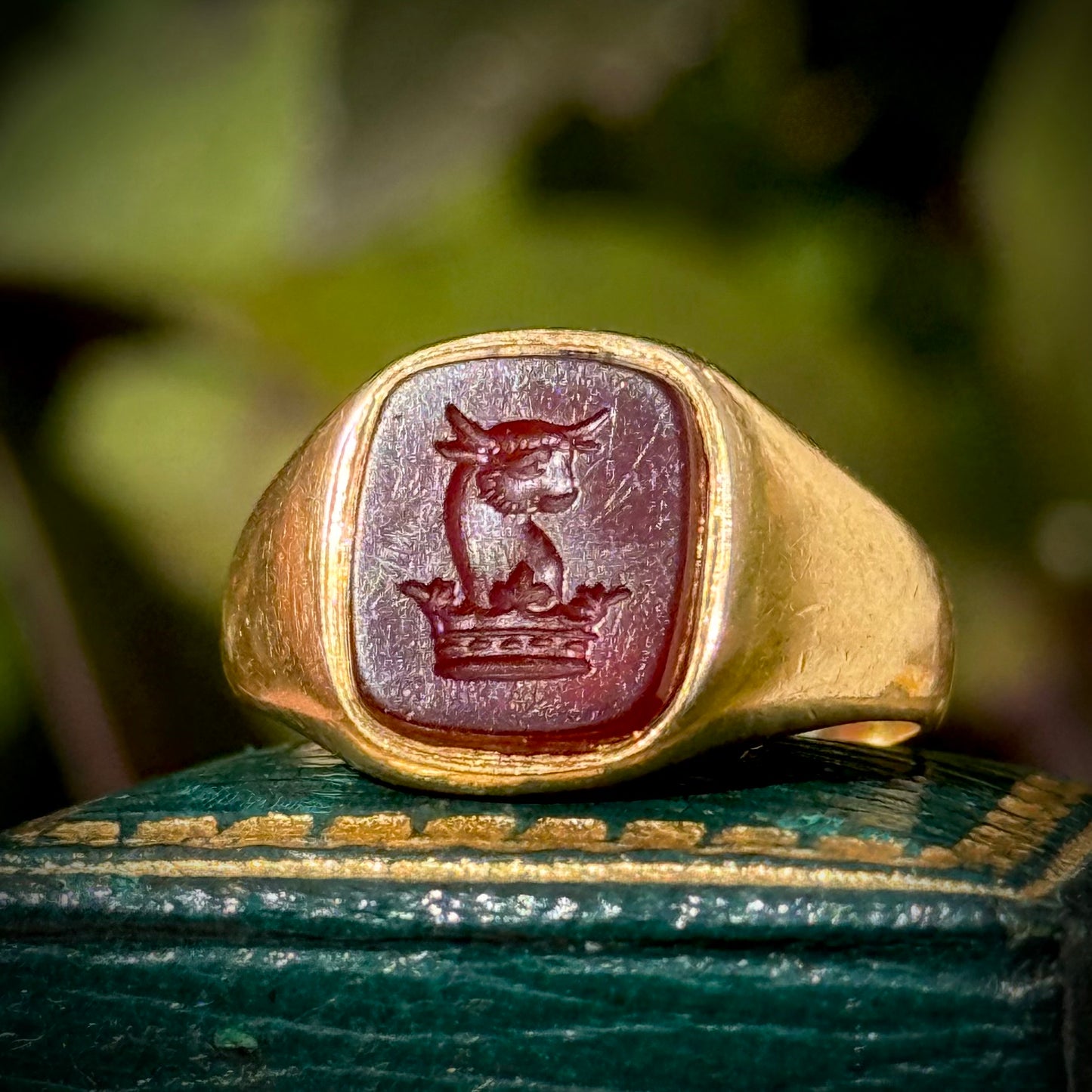 Antique Carnelian Signet Ring in 18 Carat Gold, Circa 1880