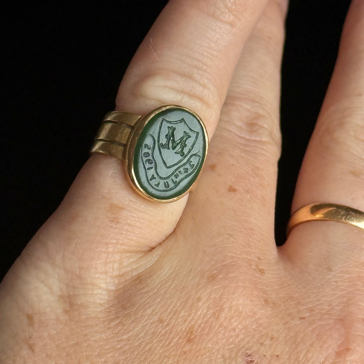 Antique Intaglio Signet Ring 18 Carat gold; Circa 1905