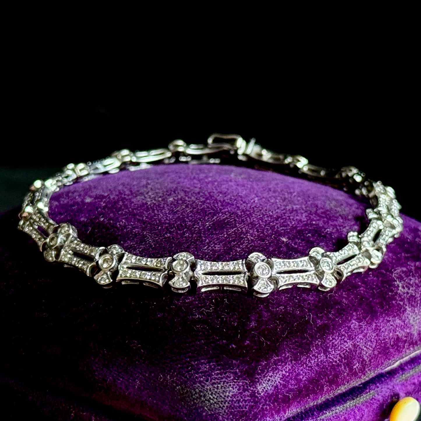 Vintage Diamond Antique Style Bracelet in 14 Carat Gold