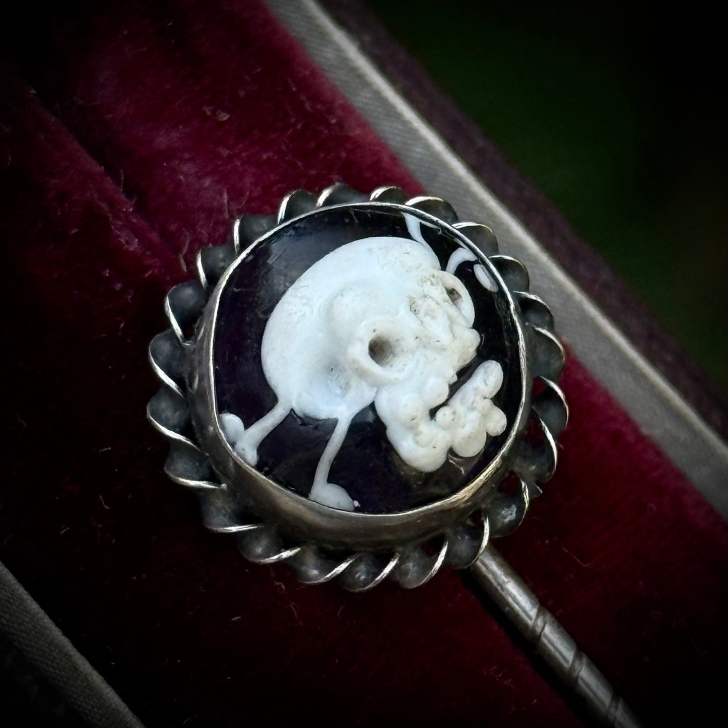 Georgian Glass Momento Mori Stick Pin in Box; Circa 1800