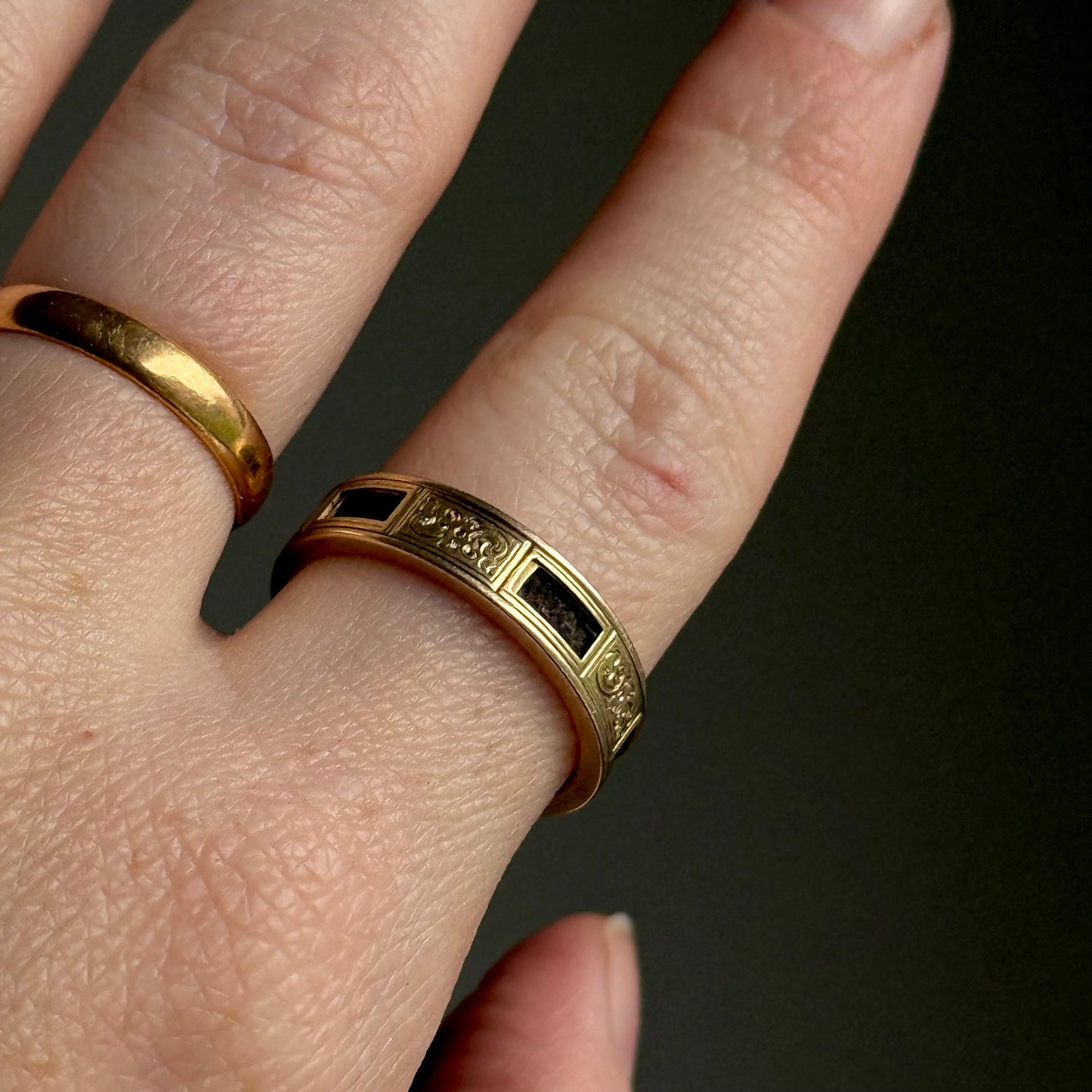 Victorian Secret Sliding Panel Mourning Ring in 15 Carat Gold; Circa 1860