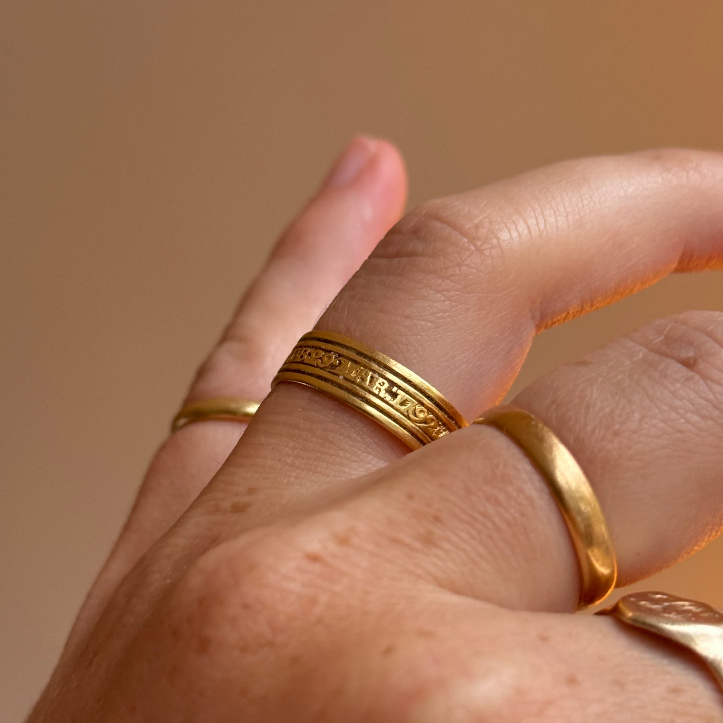 Georgian Mourning Ring in 22 Carat Gold; Circa 1791
