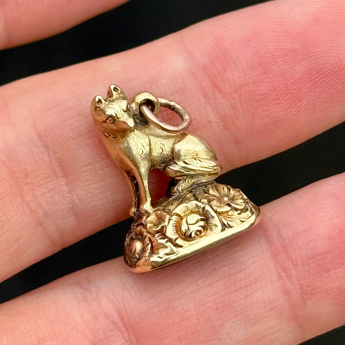 Georgian Bloodstone Fox Intaglio Fob in 9 Carat Gold; Circa 1830