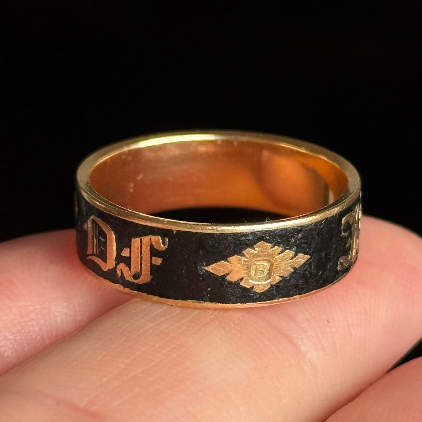 Antique Victorian Enamel Mourning Ring in 18 Carat Gold; Circa 1877