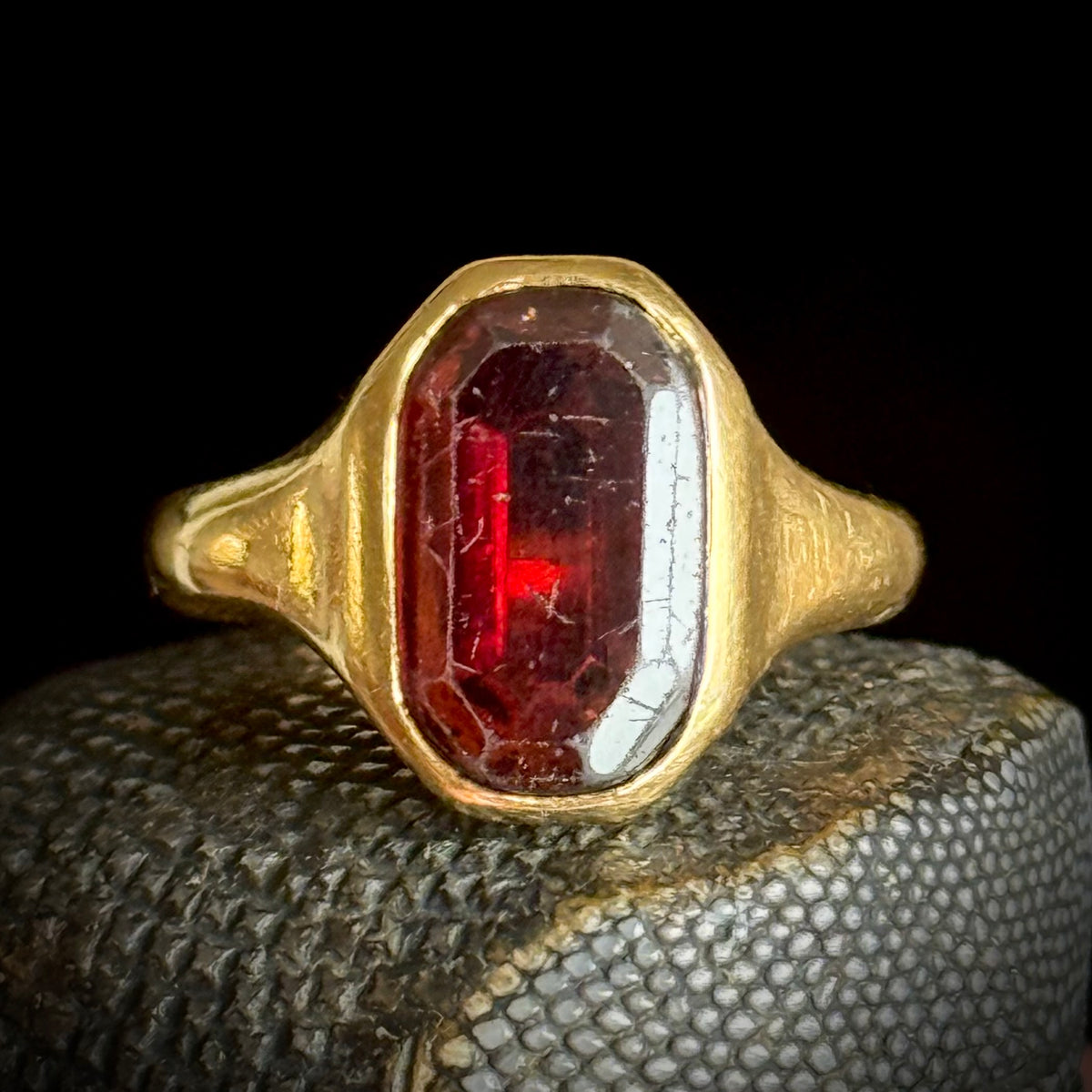 Antique Garnet Signet Ring in 18 Carat Gold; Circa 1919