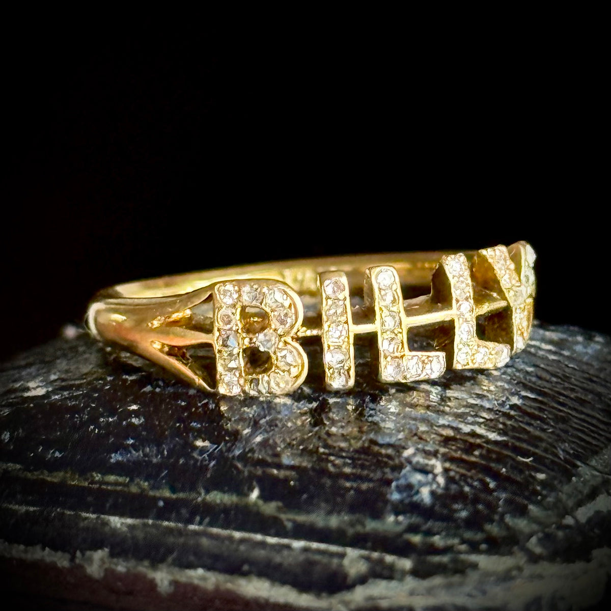 Antique Victorian Diamond 'Billy' Ring in 18 Carat Gold; circa 1899