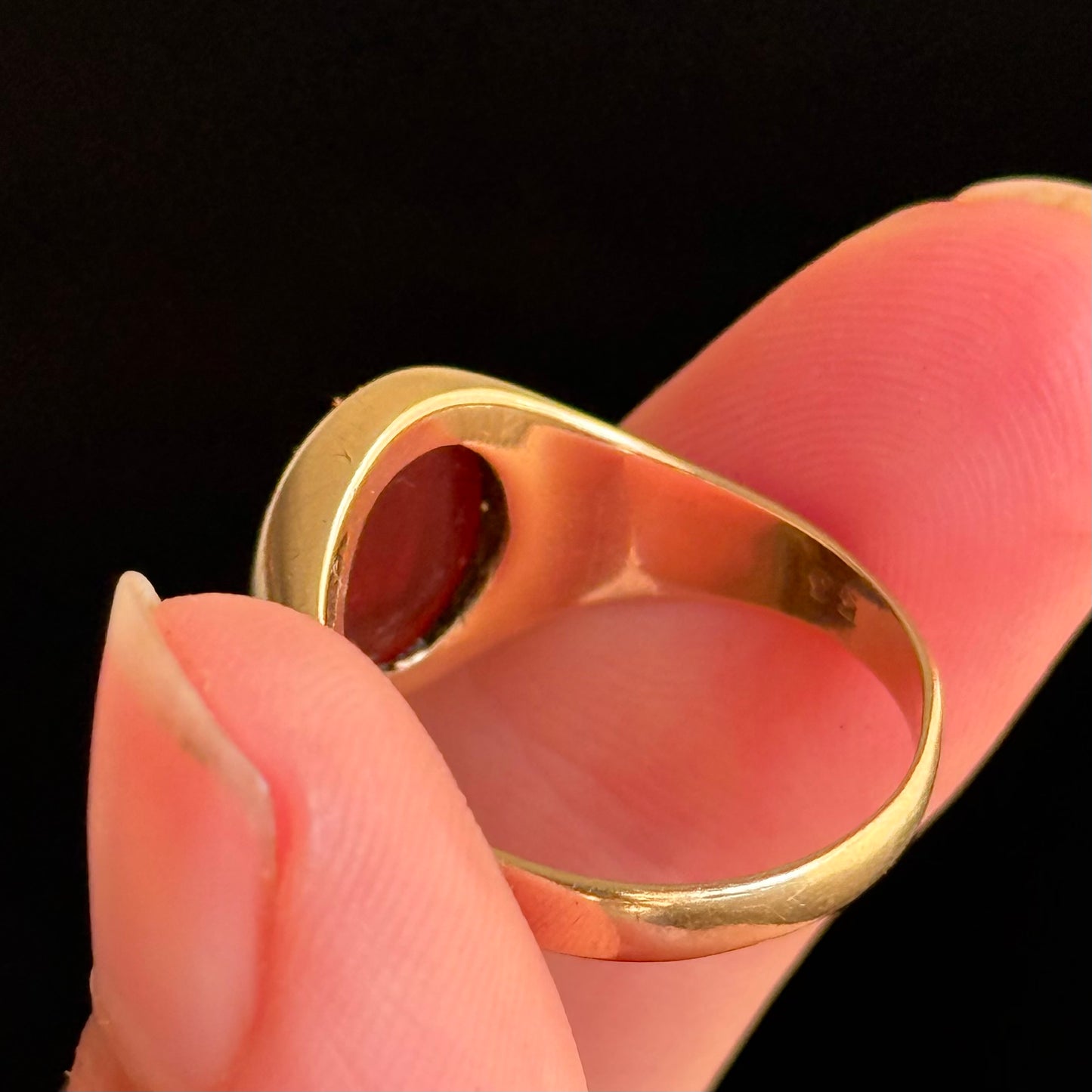 Vintage Carnelian Arrow Intaglio Ring