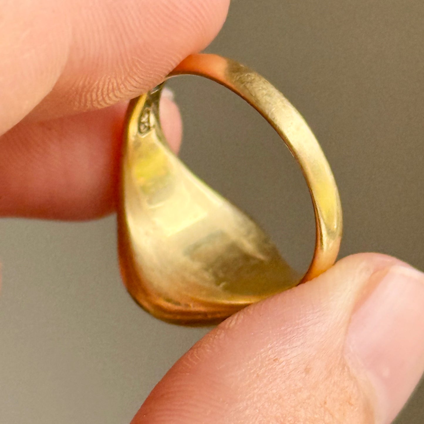 Victorian Sardonyx Signet ring in 18 Carat Gold; Circa 1868