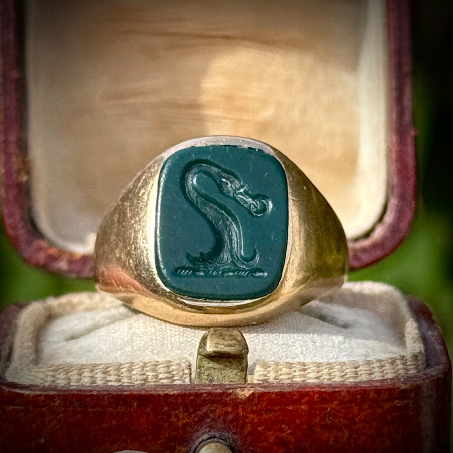 Vintage Swan & Ring Signet Ring in 9 Carat Gold, Circa 1971