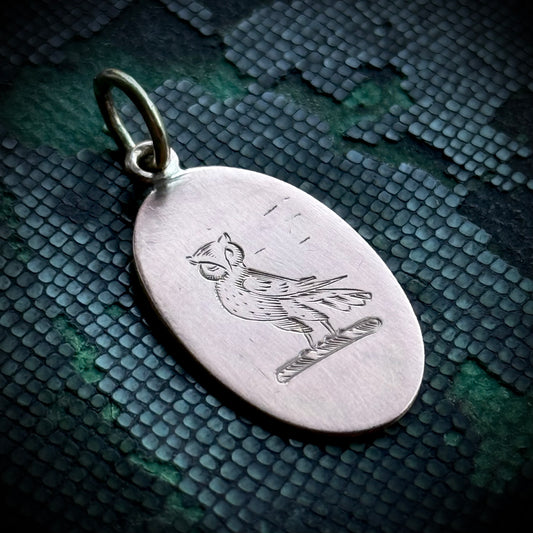 Antique 'Owl' Heraldic Pendant in 9 Carat gold (1)