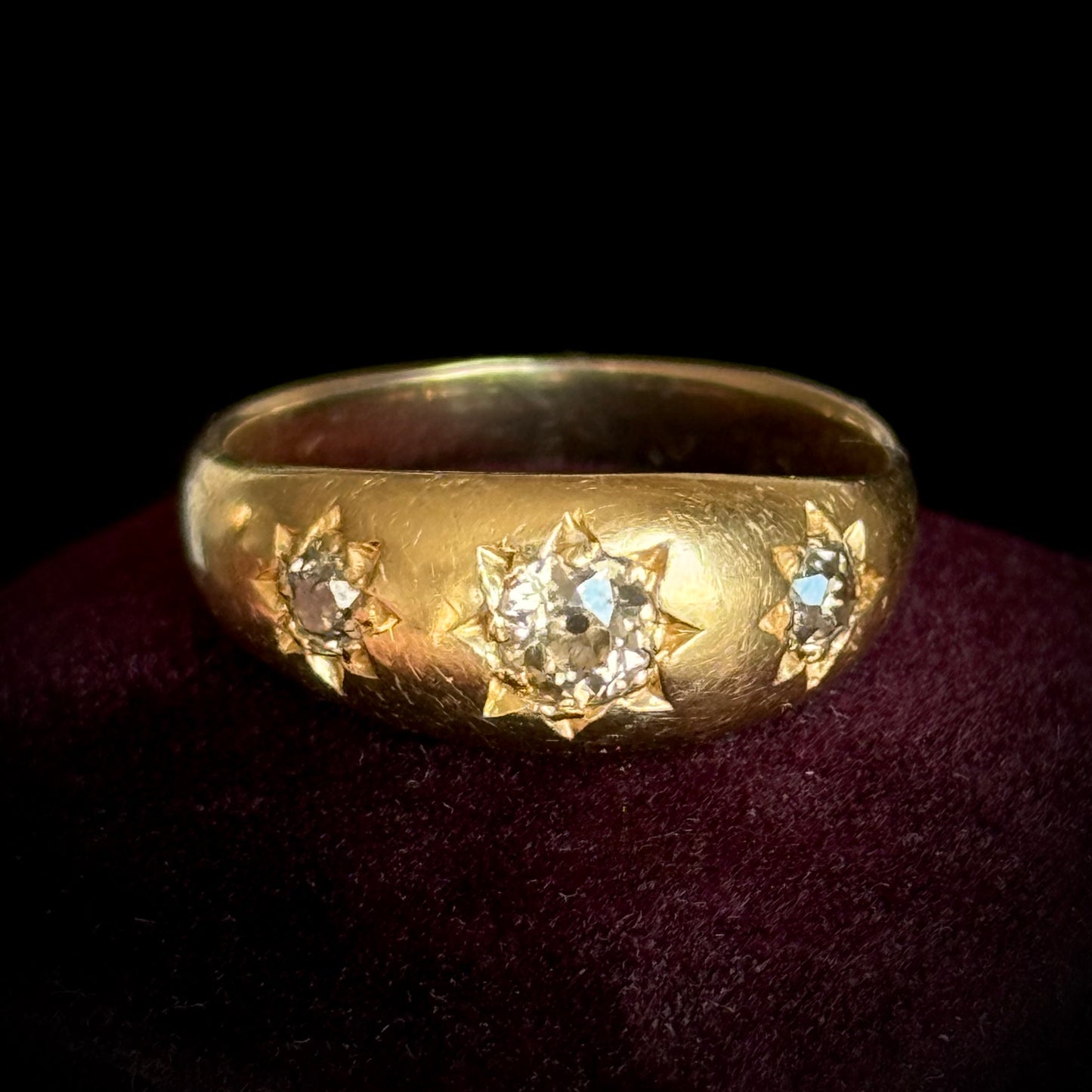 Antique Victorian Diamond Ring in 18 Carat Gold; Circa 1880