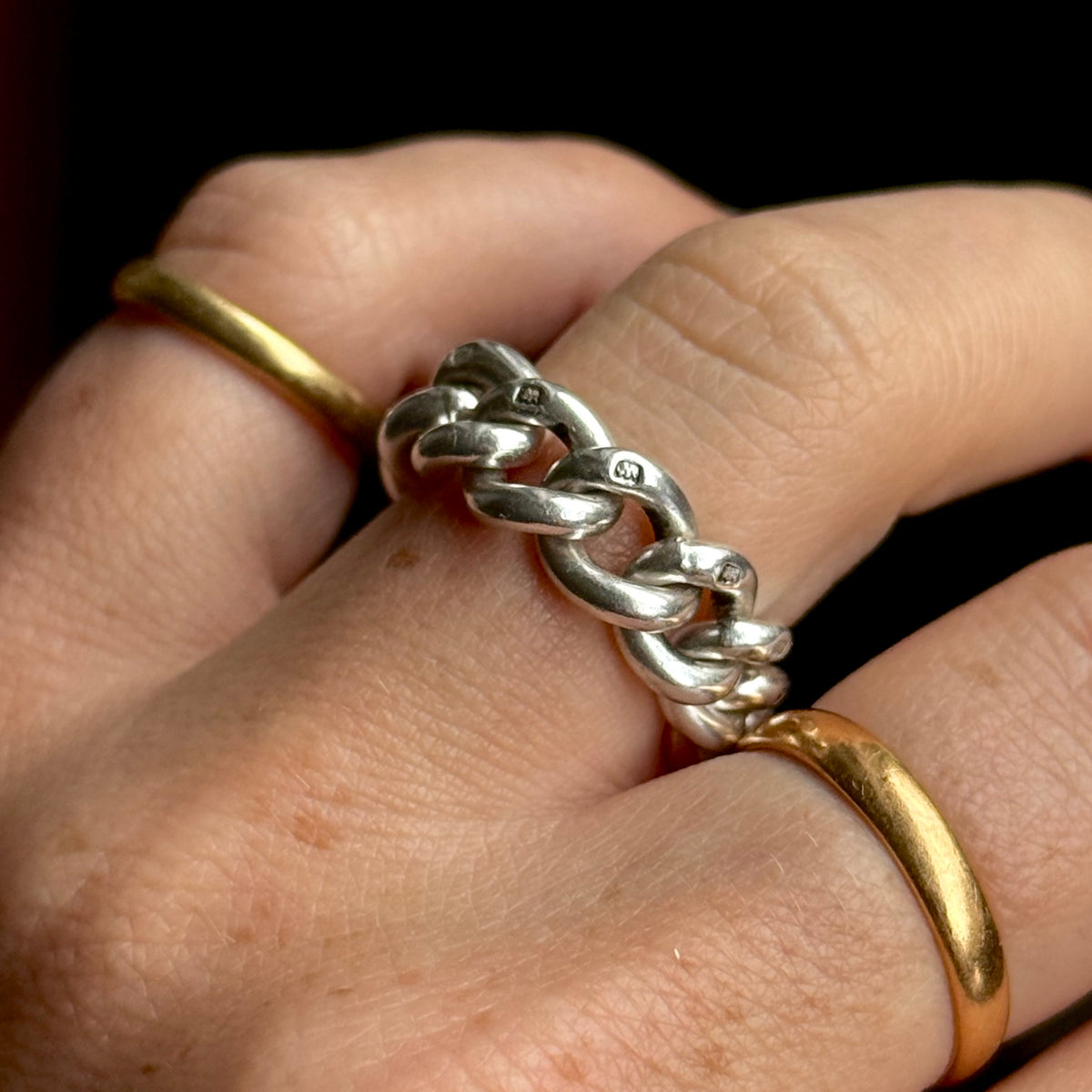 Antique Curb Chain Ring in Silver; Circa 1880