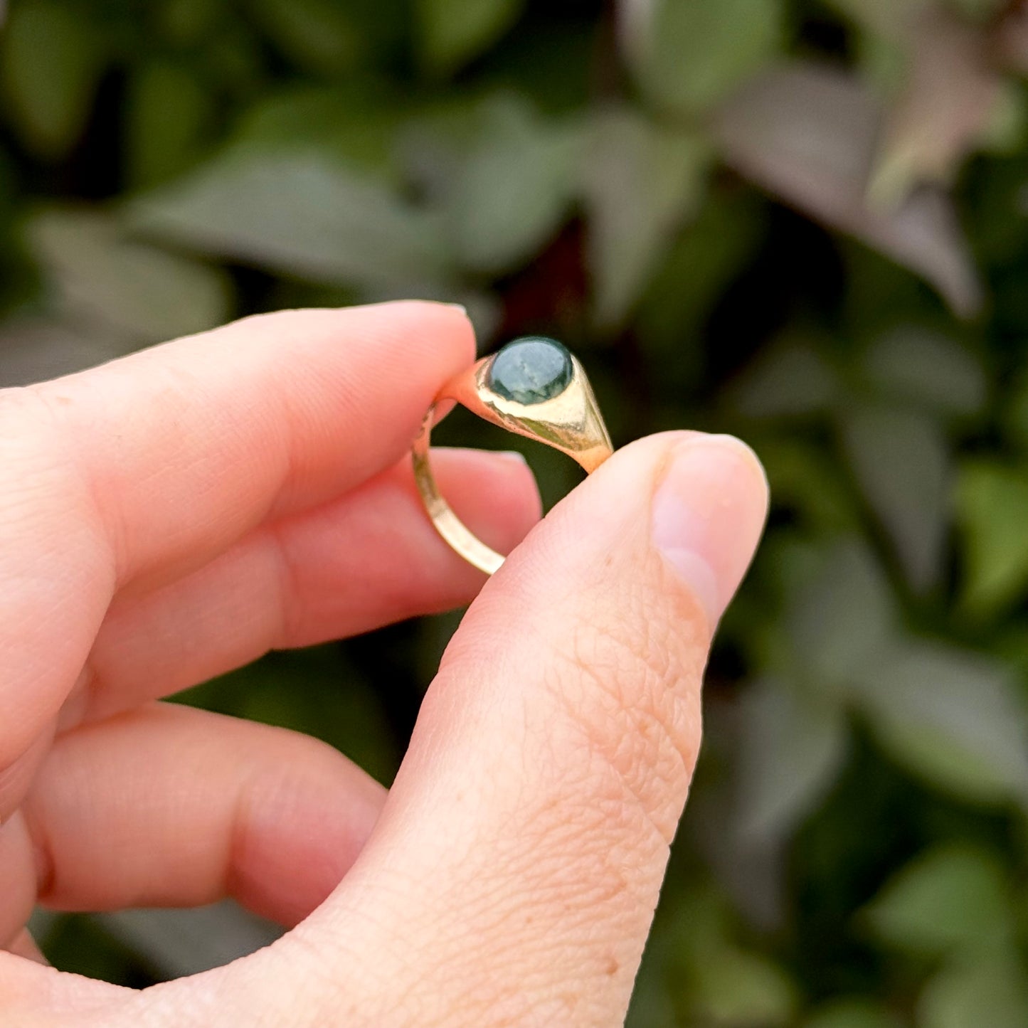 Vintage Moss Agate Signet Ring 9 Carat Gold; Circa 1979