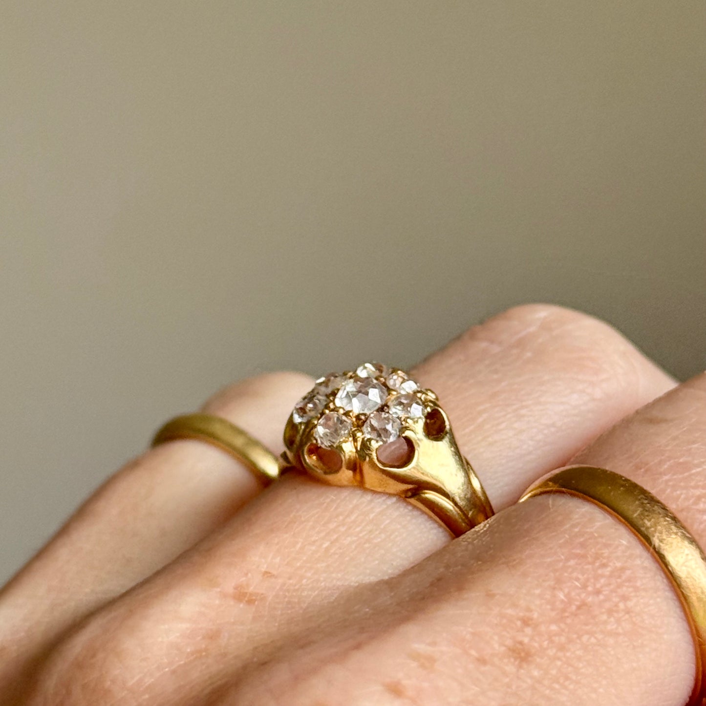 Antique Diamond Cluster Ring in 18 Carat Gold; Circa 1890