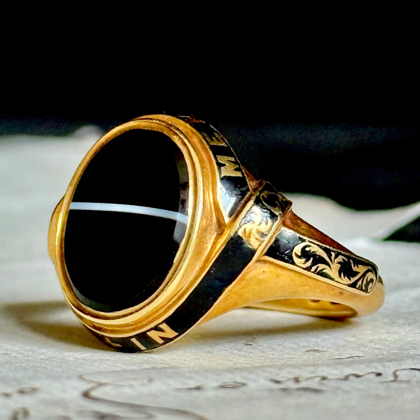 Early Victorian Agate & Enamel Mourning Ring in 18 Carat Gold; Circa 1849