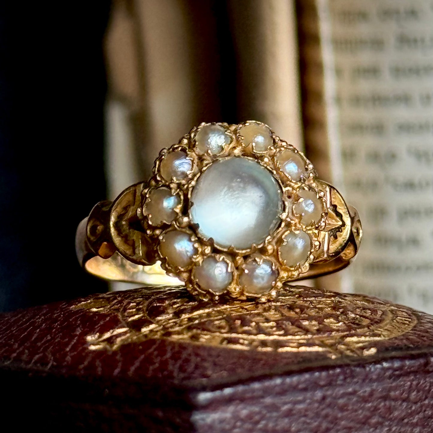 Antique Moonstone & Pearl Ring in 15 Carat Gold