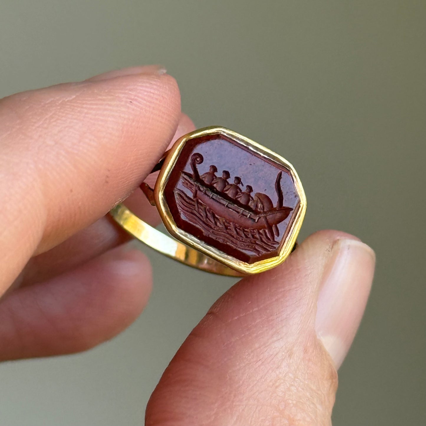 Sublime Jasper Intaglio Ring in 14 Carat Gold