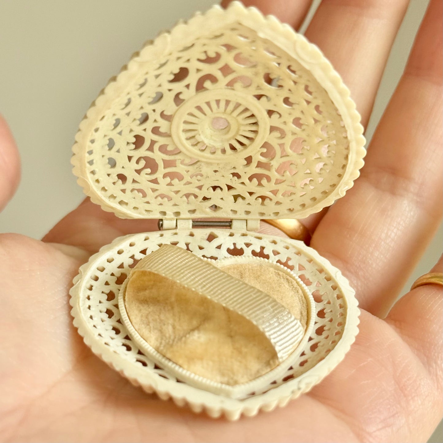 Vintage Early Plastic Filigree Ring Box