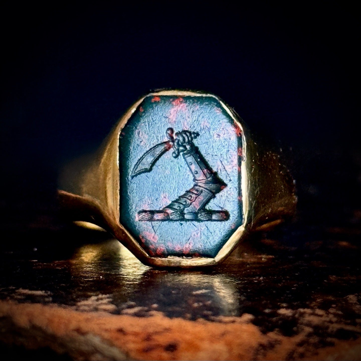 Antique Bloodstone Heraldic Signet Ring in 18 Carat Gold; Circa 1890