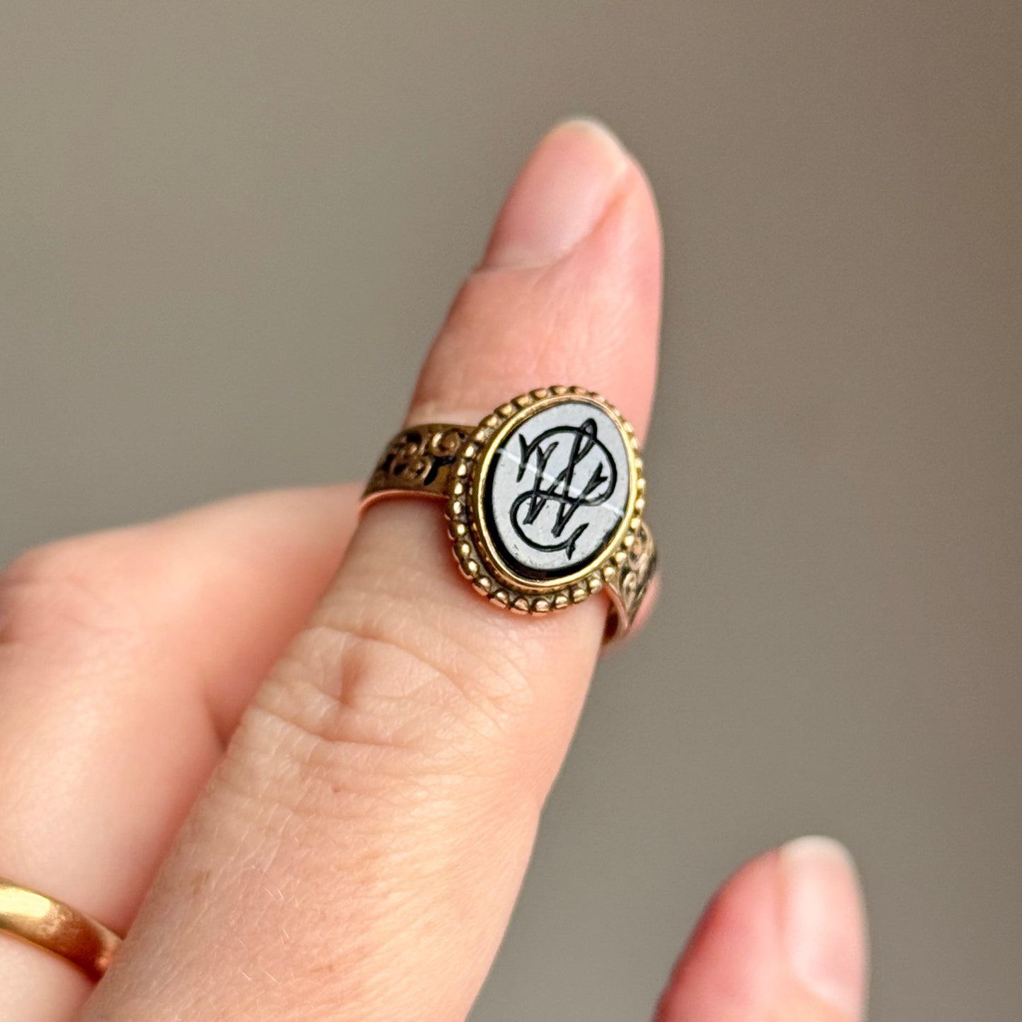 Victorian Intaglio Agate Mourning Ring'; Circa 1867
