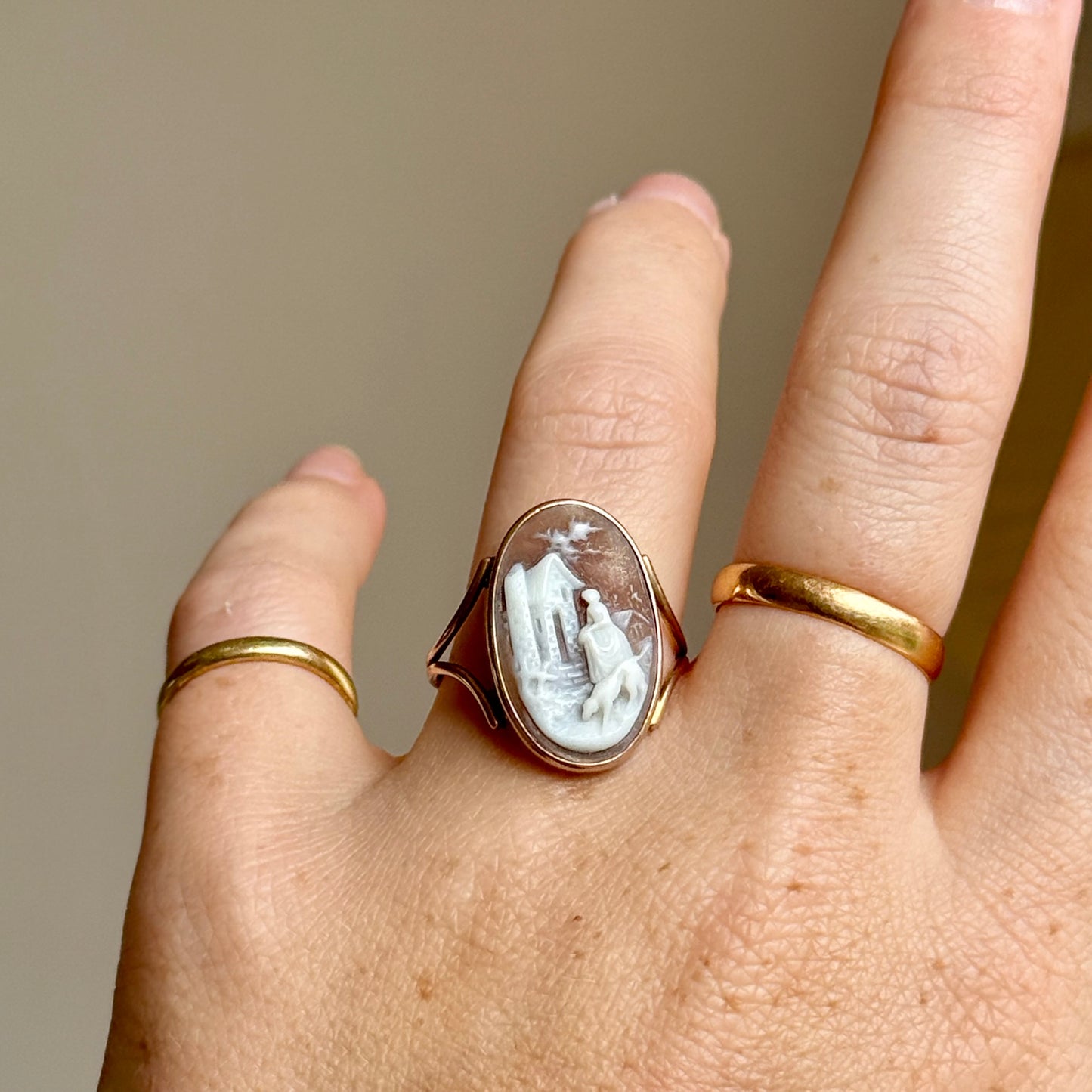 Georgian Enamel & Hair Mourning Ring in 15 Carat Gold; Circa 1781