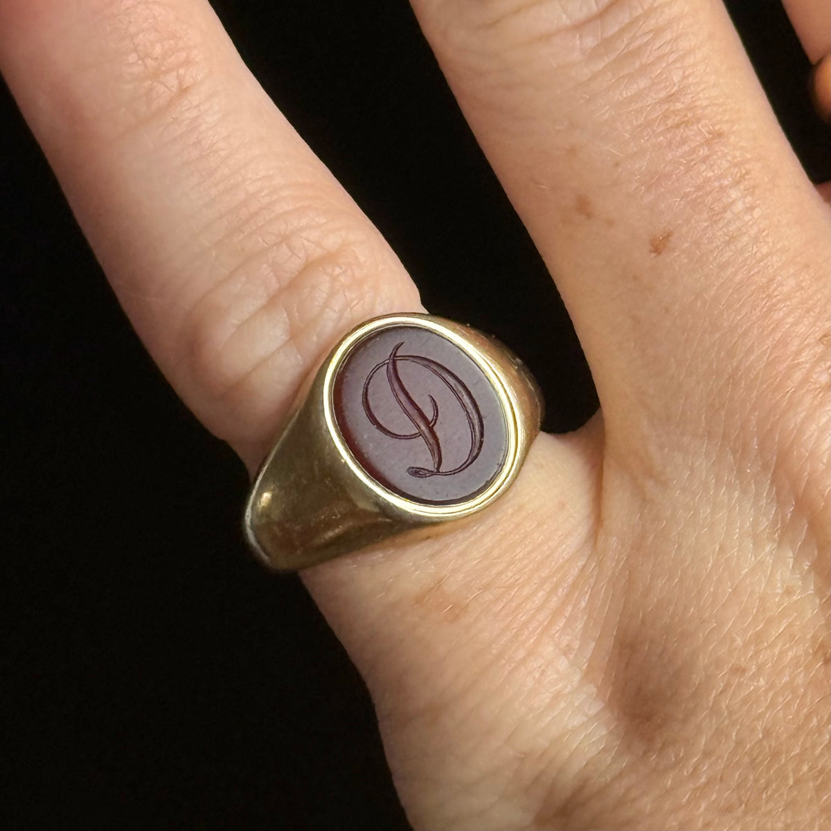 Vintage Carnelian 'D' Signet Ring 9 Carat gold; Circa 1947