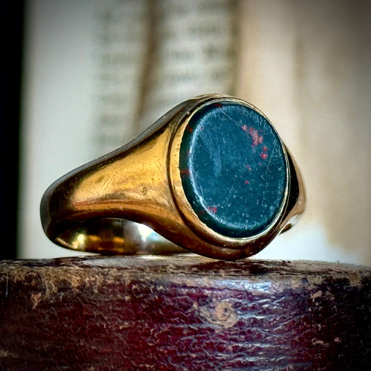 Antique Bloodstone Signet Ring in 9 Carat Gold