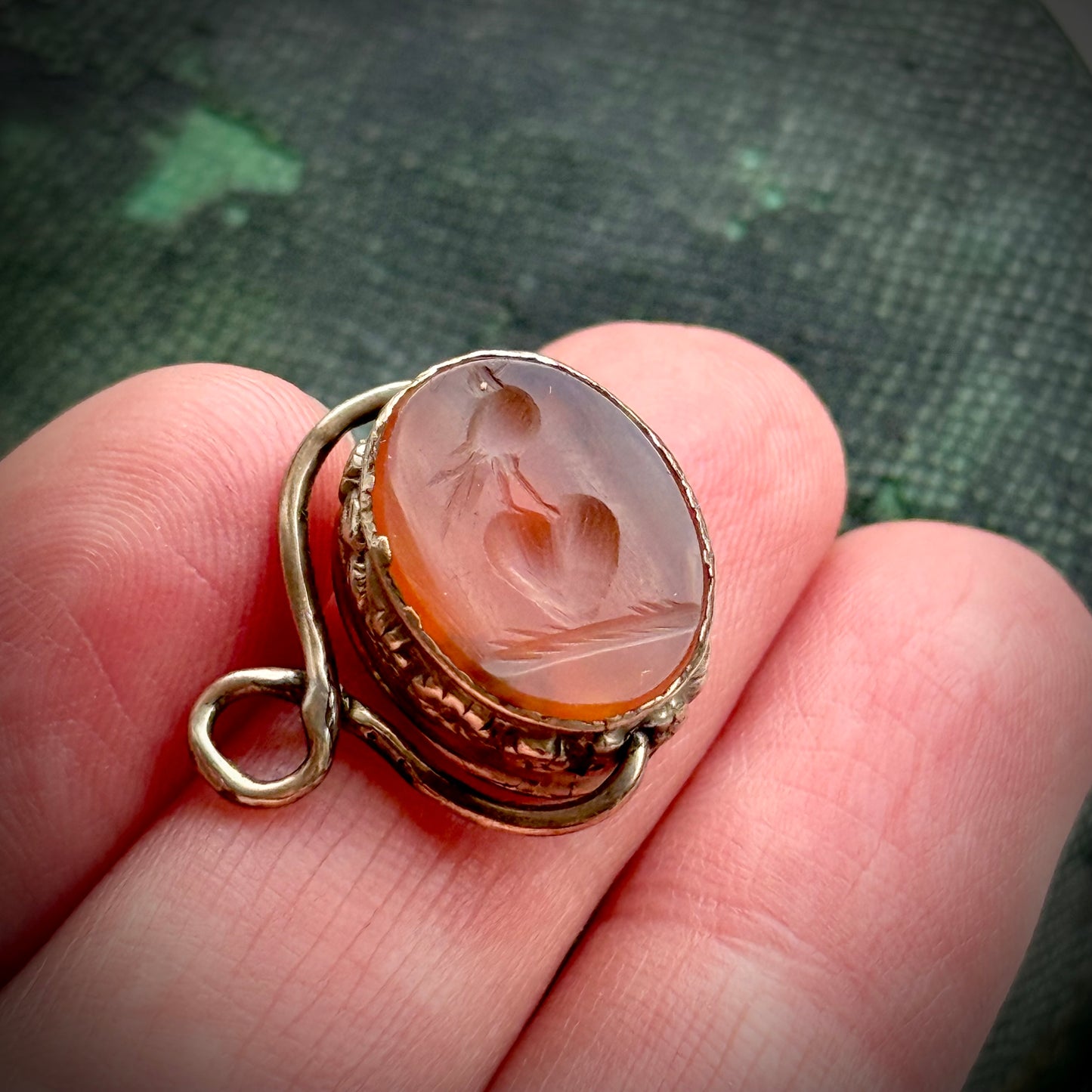 Georgian Heart & Dove Intaglio Pendant in 9 Carat Gold