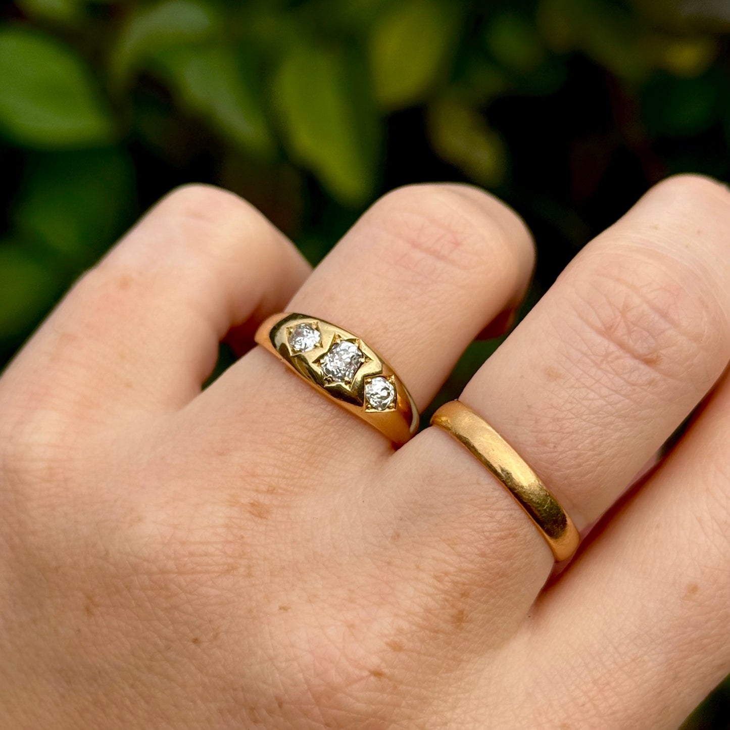 Antique Diamond Trilogy Ring in 18 Carat Gold